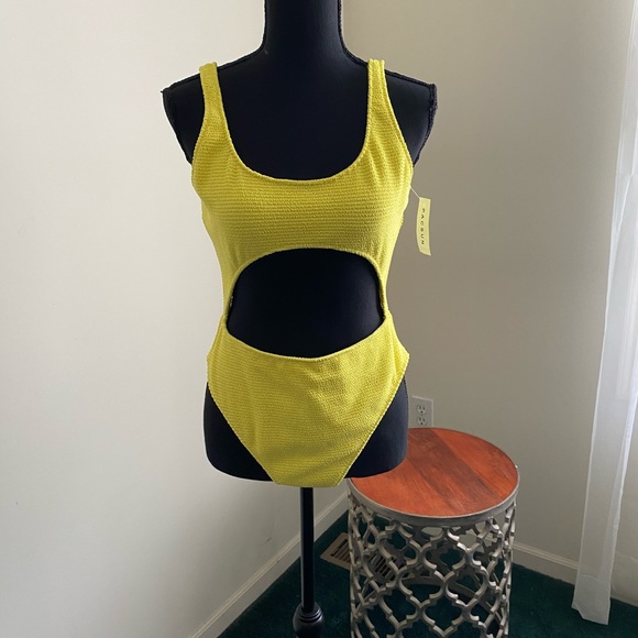 La Hearts Other - LA Hearts by PacSun Camila Keyhole Scrunch